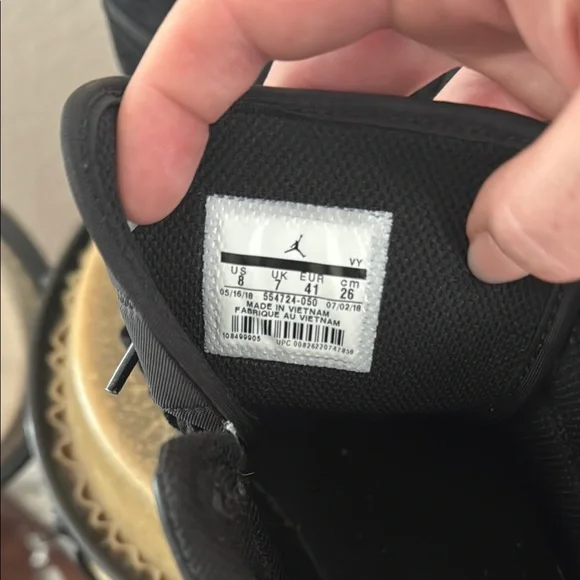 Jordan 1 Black Athletic Shoes - Picture 3 of 6